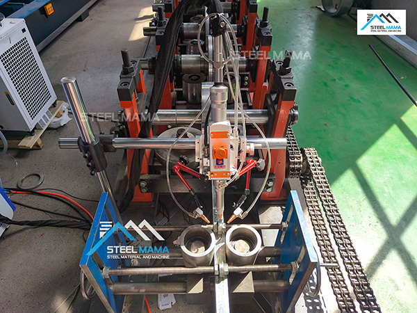 Máquina Perfiladora de Tubos Cuadrados de Soldadura Láser (9)